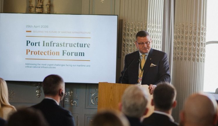 Вопрос защиты портовой инфраструктуры критичен не только для Украины, но и для всего мира, - Залужный