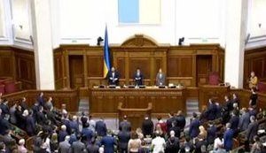 Рада уволила глав Минфина и Минздрава через три недели после назначения