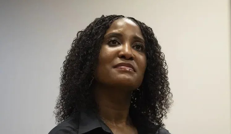 Дочь экс-президента ЮАР сложила мандат после обвинений в вербовке наемников на войну в Украине, - СМИ