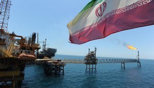 Іран скорочує видобуток нафти через неможливість експорту, ‒ Міненерго США