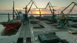 Украинские морские порты установили исторический рекорд по перевалке грузов