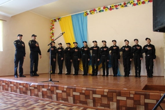 Перший в Україні шкільний патруль з'явився на Закарпатті 07 Перший в Україні шкільний патруль з'явився на Закарпатті 07