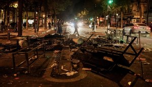 У Франції понад пів мільйона людей вийшли на протести: акції переросли в погроми та пограбування. ВІДЕО+ФОТОрепортаж