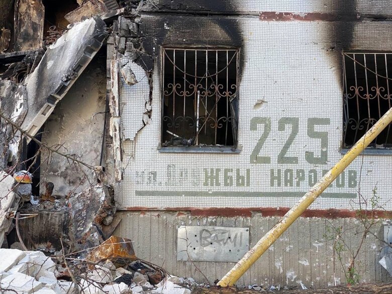 Bombed district: in what Russians have turned Northern Saltivka in Kharkiv 12