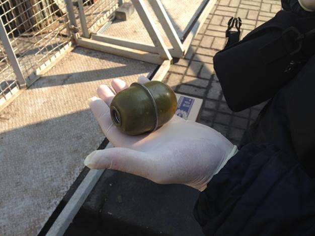 Person armed with grenade detained in downtown Kyiv, - police chief 05