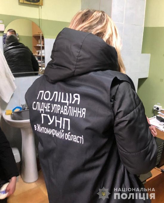 Врач на Житомирщине требовал $1000 у бойца ВСУ за назначение группы инвалидности 02