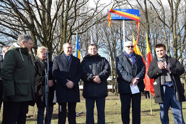 Vasyl Stus Park opened in Warsaw 02