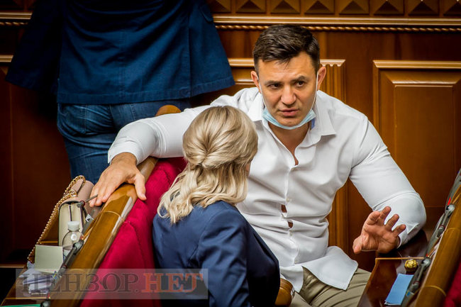 Радісна Верещук, Корнієнко, який насмішив зал, вітання Гетманцева Королевській і розуміючий погляд Третьякової на Тищенка, - робота ВР 17 липня 27