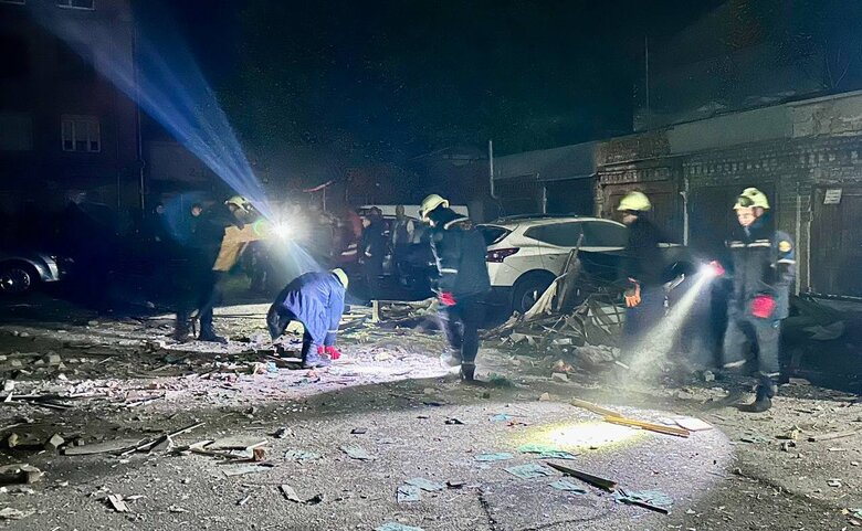 Rocket attack on Zaporizhzhia: two people died 02
