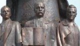 Бандере и Шухевичу поставили новый памятник: Это люди сложившие головы за свободу Украины. ВИДЕО.