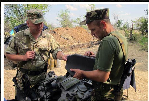 военнослужащие