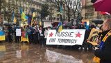 Украинцы в Париже провели акцию в поддержку Киева на саммите "нормандской четверки". ФОТО