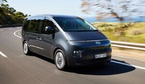 Охорона іноземних посольств без конкуренції замовила мінівен Hyundai Staria у найвищій комплектації за 2,6 мільйона