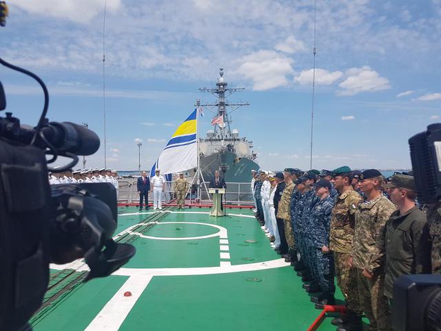 Украина планирует вернуть в повестку дня вопрос о Плане действий по членству в НАТО, - Порошенко 01 Украина планирует вернуть в повестку дня вопрос о Плане действий по членству в НАТО, - Порошенко 01