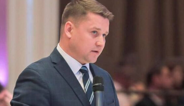 Усунення з посади мера Рівного Третяка - це реакція влади на вимогу звіту про 400 млн грн нецільових витрат з боку Рівненської ОВА, - "ЄС"