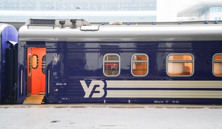 "Укрзалізниця" отримала останні з 66 вагонів від Крюківського вагонзаводу. ФОТО