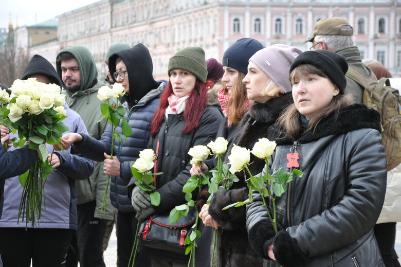 Пам’ятаємо!: у Києві вшанували подвиг Героїв Небесної Сотні 19