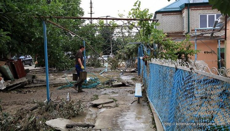 Очевидцы трагедии на Кубани: "Власти врут о количестве жертв. Морги забиты. Погибших уже более тысячи". ВИДЕО.