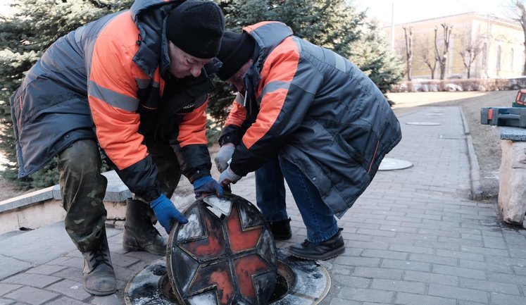 В Чернівцях демонтували зірку артиста Герелло - він співав в Москві на підтримку війни. ФОТО