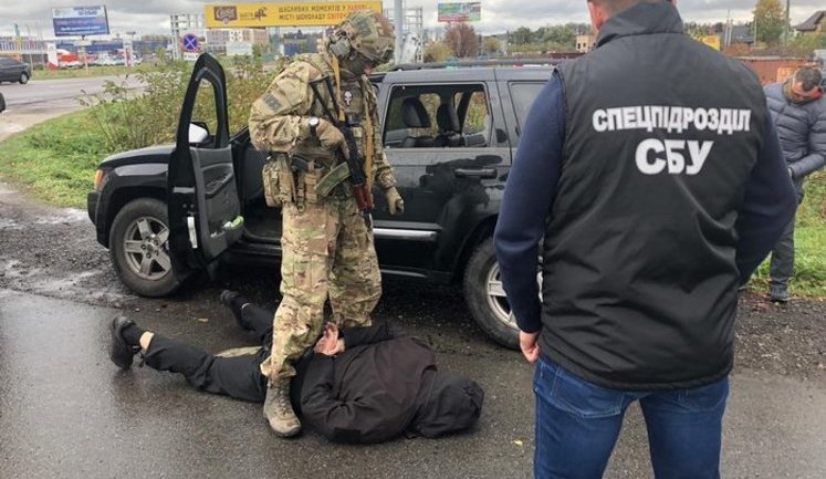SBU nabs ring of arms traffickers operating in several Ukraine’s regions. PHOTOS