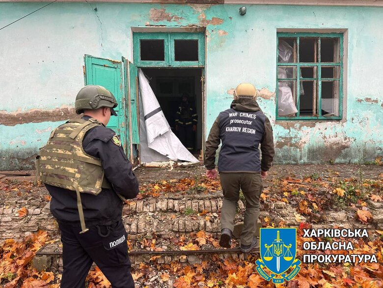 Последствия обстрела Кондрашовки в Харьковской области: Ранена 67-летняя женщина 06