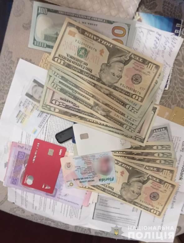 Виявлено масштабну схему привласнення коштів Фонду гарантування вкладів для фінансування криміналітету у Вінниці, - Нацполіція 03