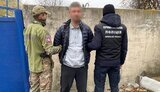 Полицейские Киевщины задержали вооруженных рецидивистов из РФ, которые похитили у граждан 420 тыс. долларов, 250 тыс. евро и 300 тыс. грн. ВИДЕО