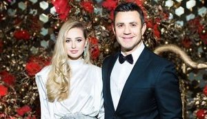 Жена "слуги народа" Тищенко Барановская рассылала приглашения на вечеринку в киевском отеле Fairmont. ФОТО