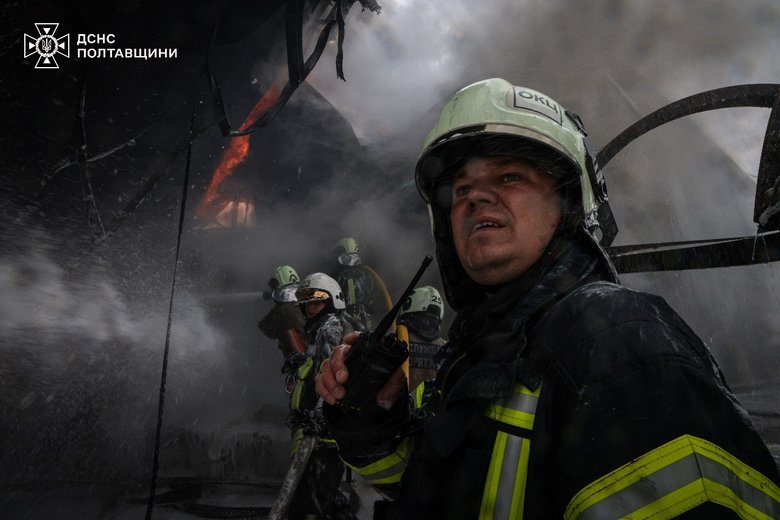Комбінований удар РФ по Полтавській області спричинив пожежі на об’єктах енергетики