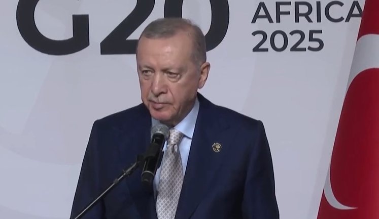 Ердоган анонсував розмову з Путіним: Говоритимуть про мирні зусилля та відновлення зернового коридору