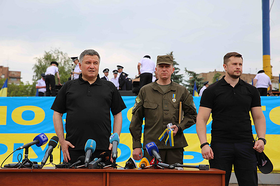 мариуполь освобождение годовщина