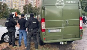Торговала автомобилями, ввезенными из-за границы как гуманитарная помощь для ВСУ: в Киеве задержана женщина, - Офис Генпрокурора. ФОТОрепортаж