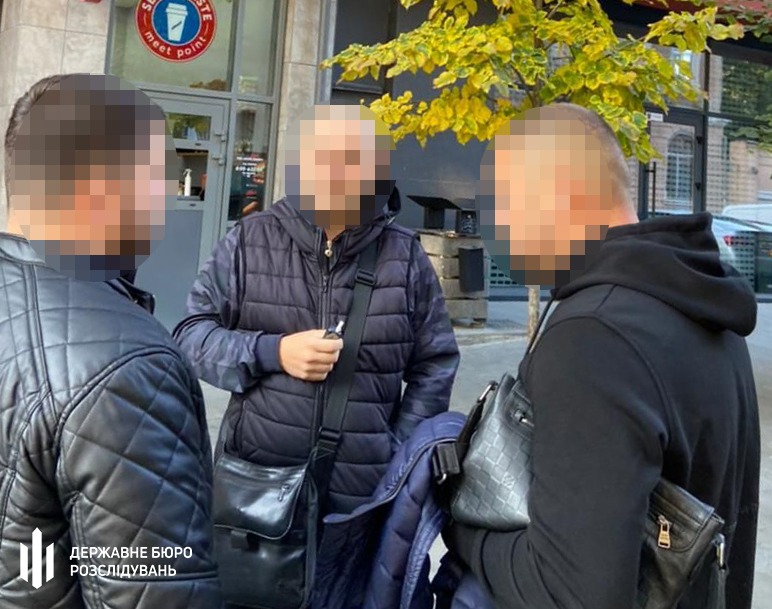 Більшість контрабандистів, проти яких РНБО запровадила санкції, поновили свою діяльність, - ДБР 02