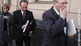 СПУ и БЮТ отказались от претензий на должности Ющенко. "Наша Украина" продолжает торги с "Регионами"