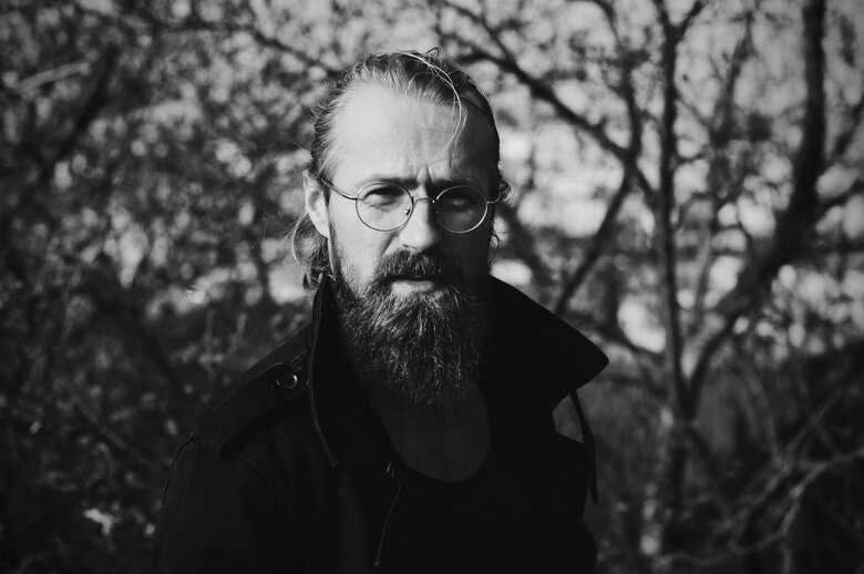 Війна — не привід для цензури, - інтерв’ю з фотографом Максимом Дондюком 01