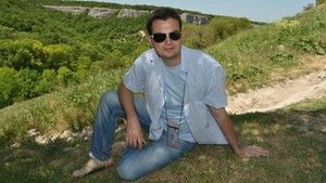 Видео с издевательствами над раздетым активистом выложил херсонский "беркутовец" - "садист и хозяин мира", - СМИ. ФОТОрепортаж
