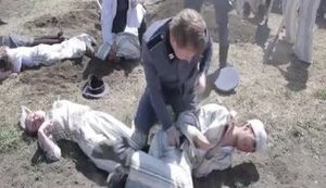 "Я пам'ятаю, я пишаюся", - в російському Забайкаллі провели історичну реконструкцію життя в концтаборі. ВIДЕО
