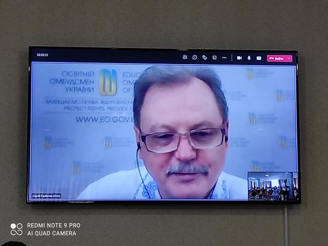 Читаю групи антивакцинаторів - реально залишки волосся дибки стають!: освітній омбудсмен Сергій Горбачов – про COVID-19 у школі, онлайн-уроки та новий навчальний рік 05