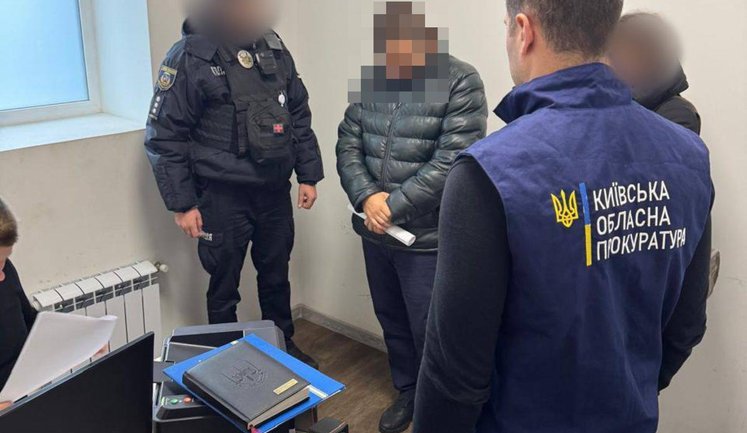 Разоблачен полицейский, который требовал $25 тысяч за "крышевание" бизнеса на Киевщине. ФОТОрепортаж