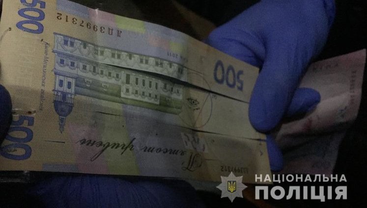 Затримано шістьох шахраїв, які вкрали понад 5 млн грн шляхом махінацій із терміналами самообслуговування, - Нацполіція. ФОТОрепортаж