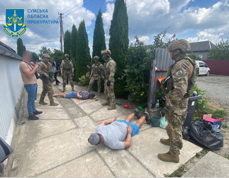 Участники ОПГ из Сумской области переправляли уклонистов за границу