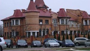 "Межигорье"-2 в центре Киева : элитные имения сына Януковича, Кивалова и Пискуна. ФОТОрепортаж