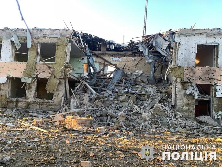 Последствия обстрелов Донетчины российскими захватчиками: 3 человека погибли, 8 получили ранения 06
