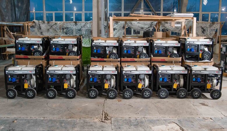 Українські воїни під Соледаром отримають 100 тисяч хімічних грілок, генератори і шини 04