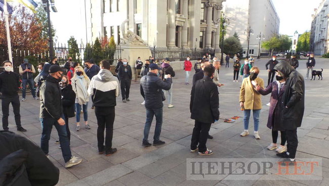 Зеленский, требуем объяснений! Венедиктову - в отставку, - активисты отстаивают продолжение расследования дела об убийстве Гандзюк 21
