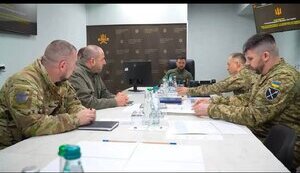 Зеленский провел заседание военного кабинета: речь шла о ситуации на фронте и подготовке к встрече с американской делегацией. ВИДЕО