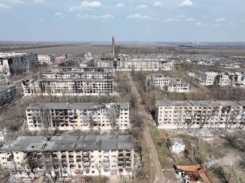 Який вигляд нині має Вугледар 04