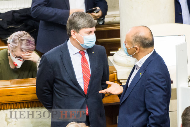 Прямое распоряжение Кивы, новый образ Тимошенко, фотожабы на Зеленского и сообщение от лисички Волошину из ОПЗЖ, - день работы ВР 17 ноября 21