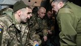 В аэропорту Харькова состоялась торжественная встреча украинских заложников. ПОЛНОЕ ВИДЕО