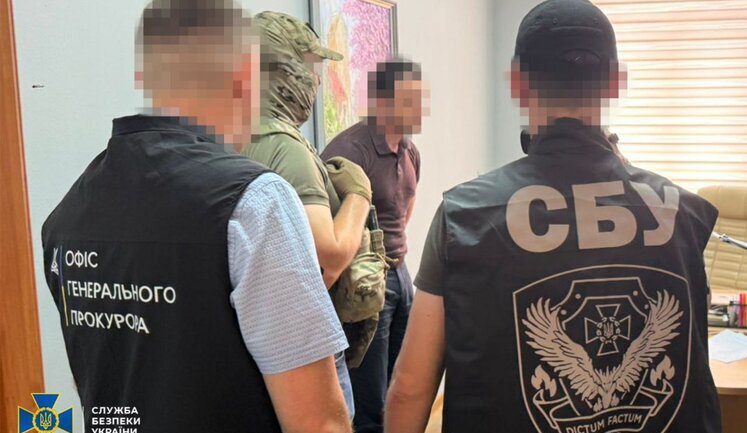 Customs raids in Ukraine: Deputy Director of State Customs Department detained for profiting from draft dodgers. PHOTOS
